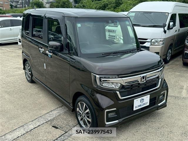 Honda N BOX CUSTOM 2022-01 7618615-8
