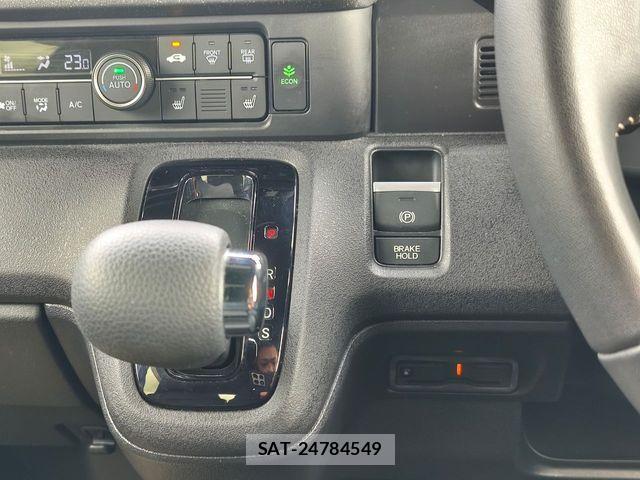 Honda N BOX CUSTOM 2024-02 7618565-12