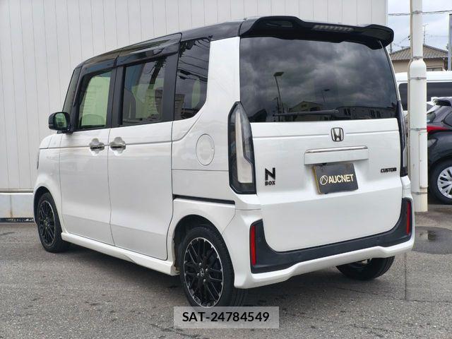 Honda N BOX CUSTOM 2024-02 7618565-2