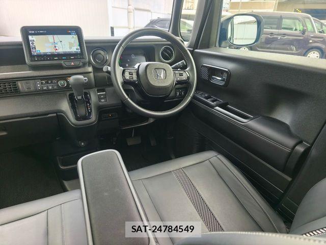 Honda N BOX CUSTOM 2024-02 7618565-6