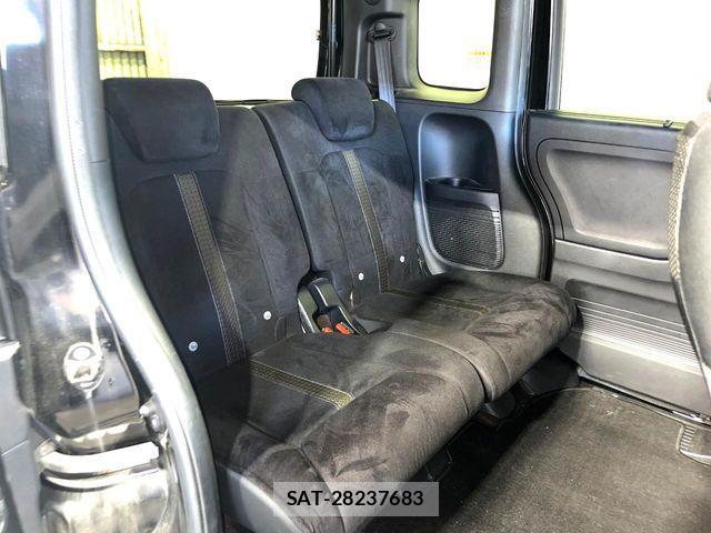 Honda N BOX CUSTOM 2019-05 7618657-9