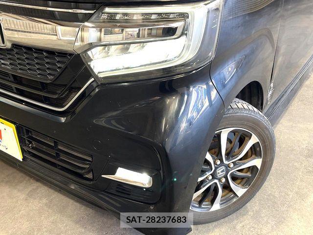 Honda N BOX CUSTOM 2019-05 7618657-13
