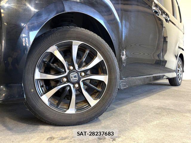 Honda N BOX CUSTOM 2019-05 7618657-14