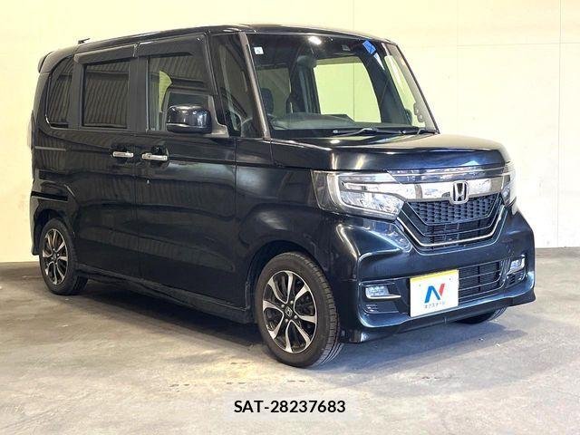 Honda N BOX CUSTOM 2019-05 7618657-17