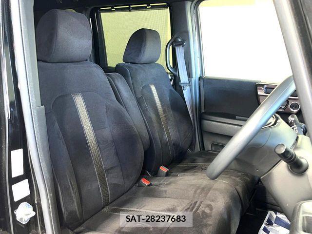 Honda N BOX CUSTOM 2019-05 7618657-8