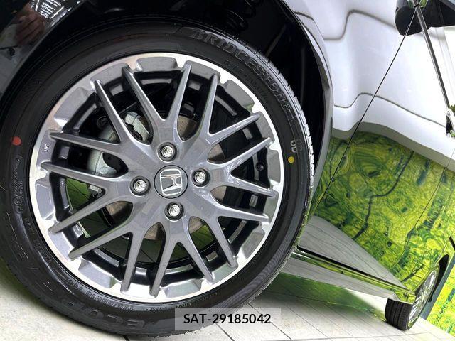 Honda N BOX CUSTOM 2026-05 7618572-16