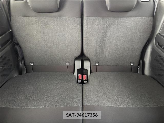 Honda N BOX CUSTOM 2024-06 7618589-14