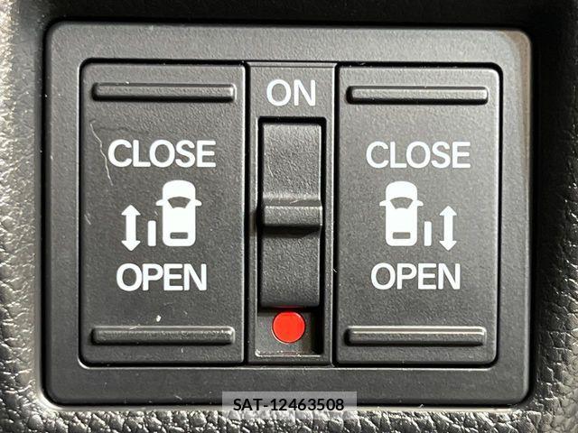 Honda N BOX CUSTOM 2018-08 7618645-6