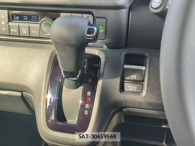 Honda N BOX CUSTOM 2024-02 7618564-11