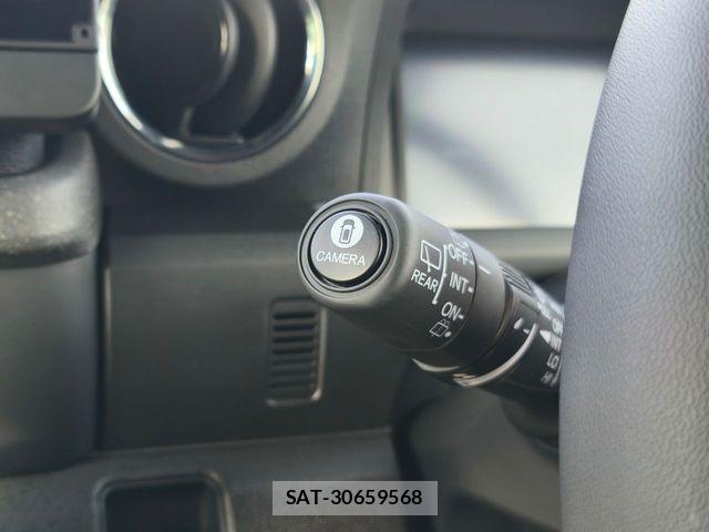 Honda N BOX CUSTOM 2024-02 7618564-17