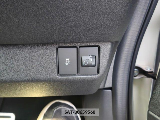 Honda N BOX CUSTOM 2024-02 7618564-19