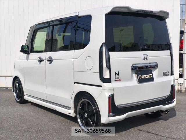 Honda N BOX CUSTOM 2024-02 7618564-2