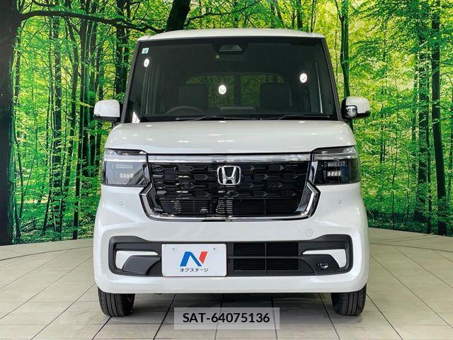 Honda N BOX CUSTOM 2026-06 7618596-13