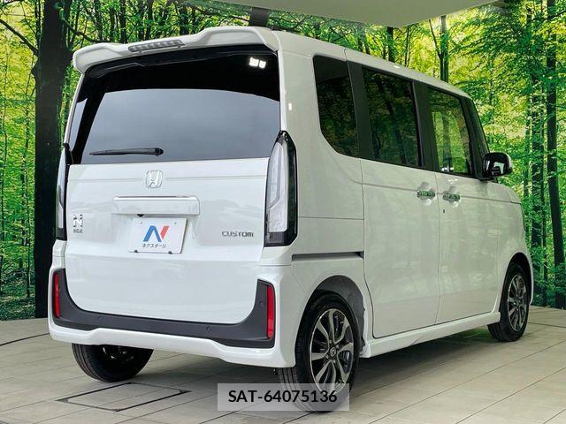 Honda N BOX CUSTOM 2026-06 7618596-16