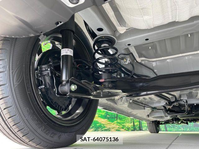 Honda N BOX CUSTOM 2026-06 7618596-19