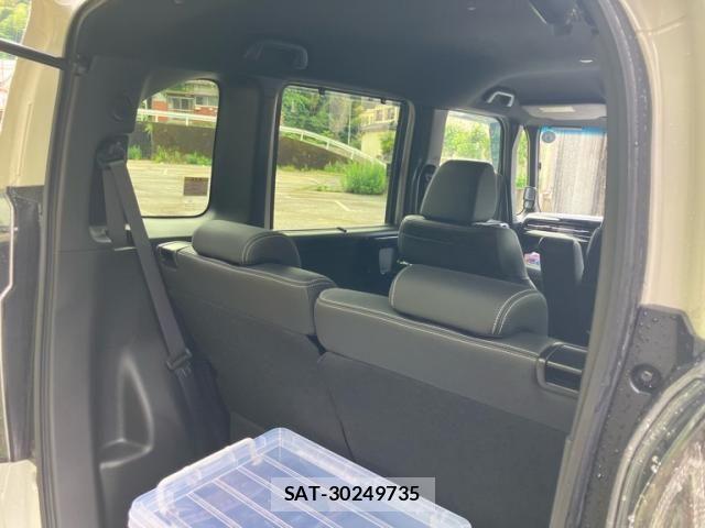 Honda N BOX CUSTOM 2023-01 7618587-12