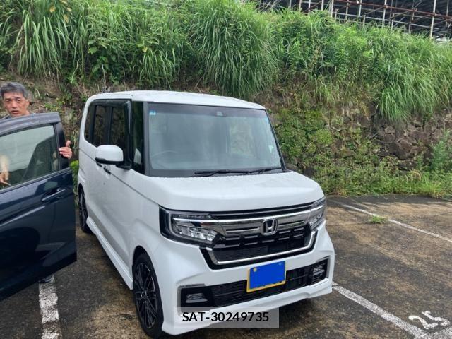 Honda N BOX CUSTOM 2023-01 7618587-2