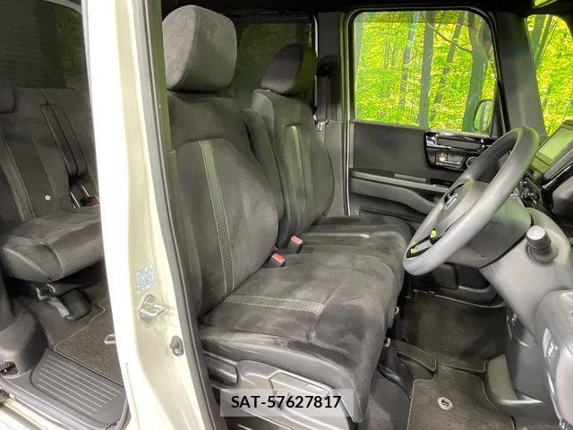 Honda N BOX CUSTOM 2021-05 7618622-8