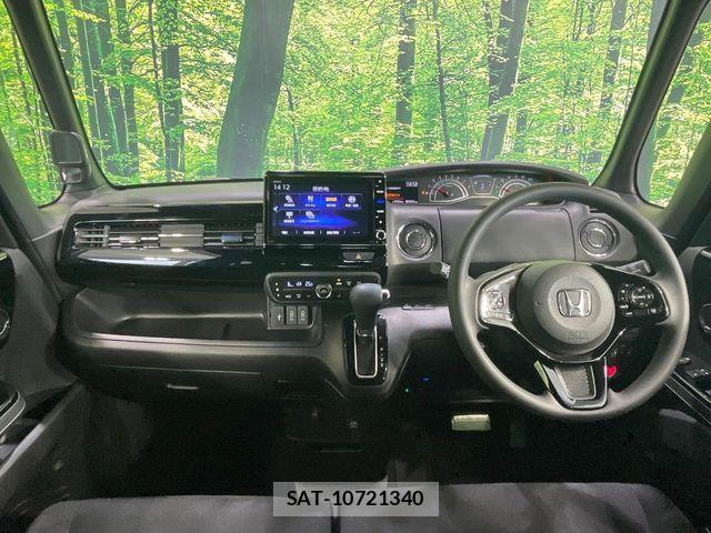 Honda N BOX CUSTOM 2021-04 7618590-1