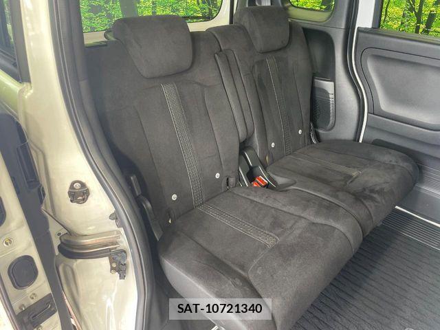 Honda N BOX CUSTOM 2021-04 7618590-8