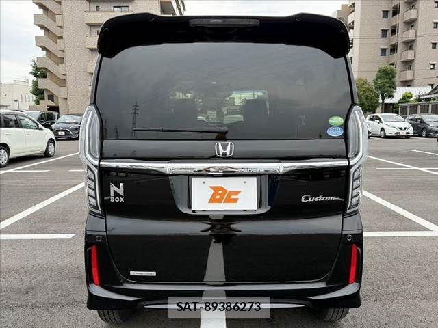 Honda N BOX CUSTOM 2020-02 7618650-13