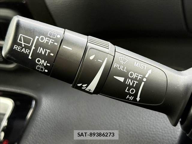 Honda N BOX CUSTOM 2020-02 7618650-24