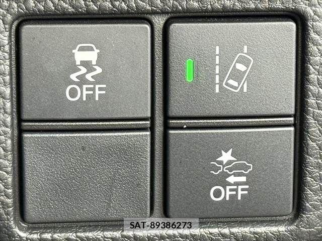 Honda N BOX CUSTOM 2020-02 7618650-5