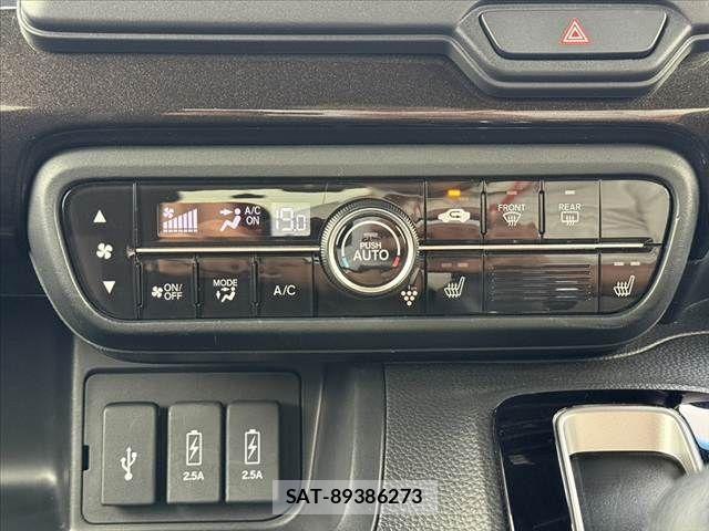 Honda N BOX CUSTOM 2020-02 7618650-6