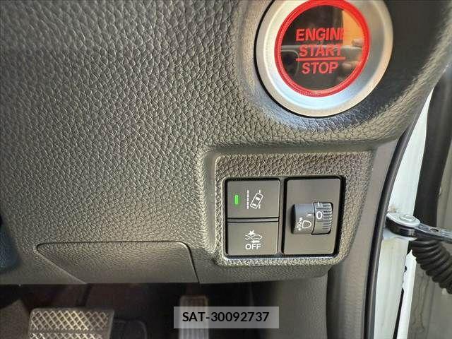 Honda N BOX CUSTOM 2022-02 7618625-24