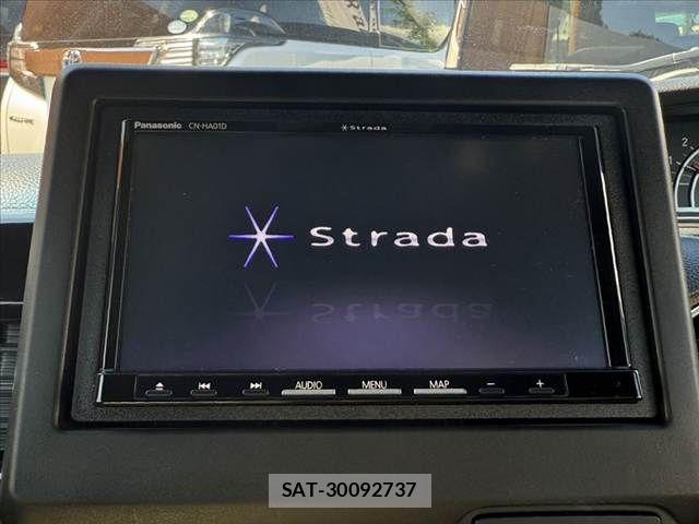 Honda N BOX CUSTOM 2022-02 7618625-2