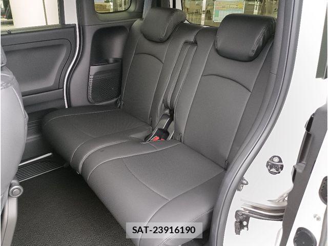 Honda N BOX CUSTOM 2023-01 7618642-9