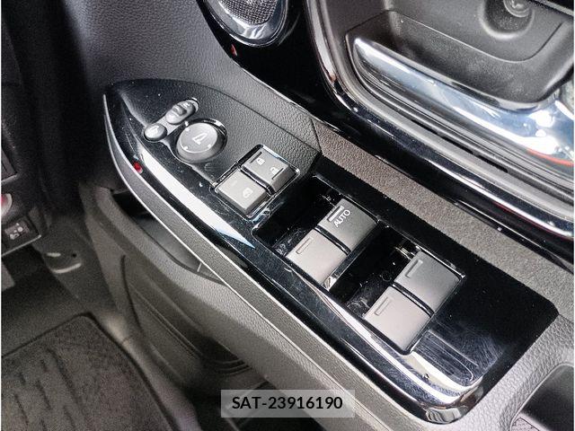 Honda N BOX CUSTOM 2023-01 7618642-21