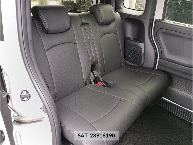 Honda N BOX CUSTOM 2023-01 7618642-7