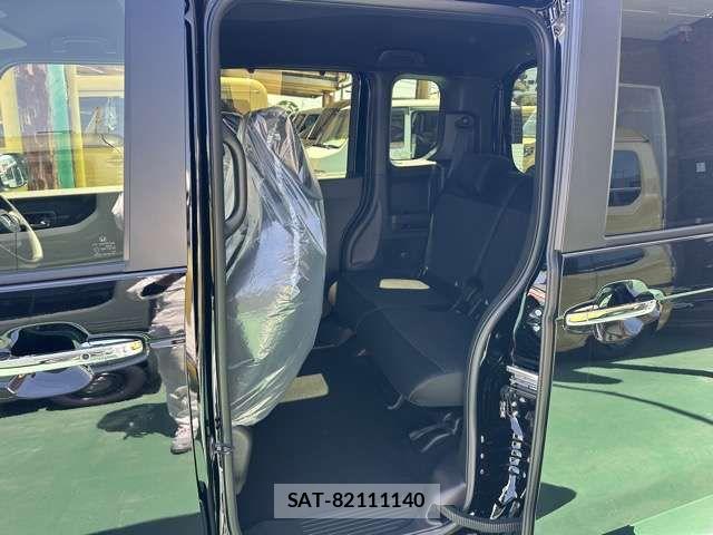 Honda N BOX CUSTOM 2026-03 7618585-5