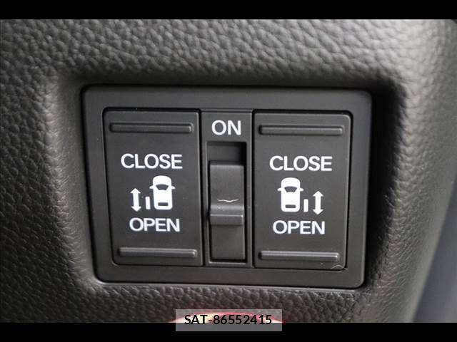 Honda N BOX CUSTOM 2019-11 7618624-2