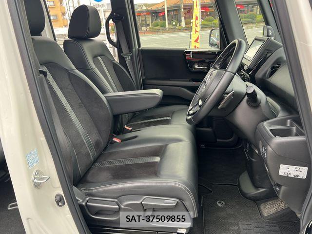 Honda N BOX CUSTOM 2021-10 7618616-11