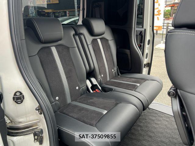 Honda N BOX CUSTOM 2021-10 7618616-12