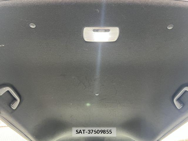 Honda N BOX CUSTOM 2021-10 7618616-17