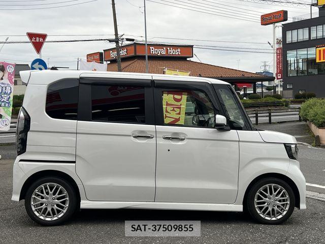Honda N BOX CUSTOM 2021-10 7618616-8