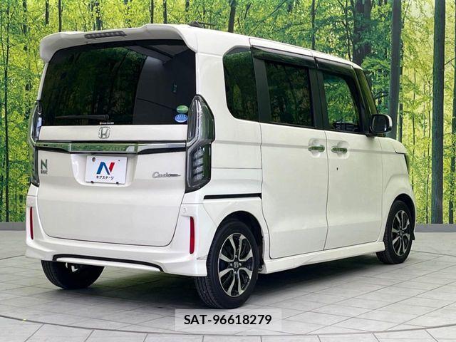 Honda N BOX CUSTOM 2018-02 7618640-16