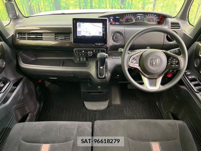 Honda N BOX CUSTOM 2018-02 7618640-1