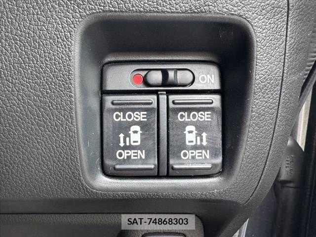 Honda N BOX CUSTOM 2014-02 7618664-4