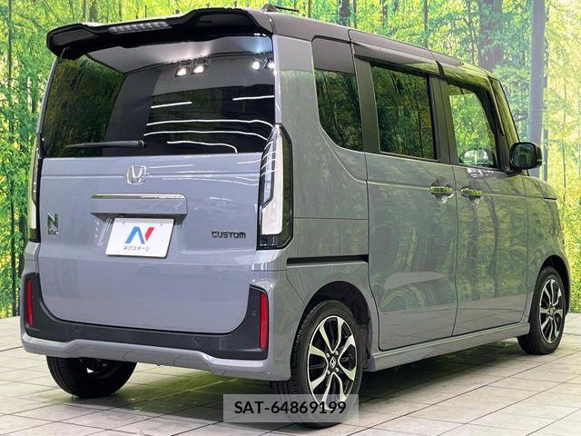 Honda N BOX CUSTOM 2024-03 7618566-16