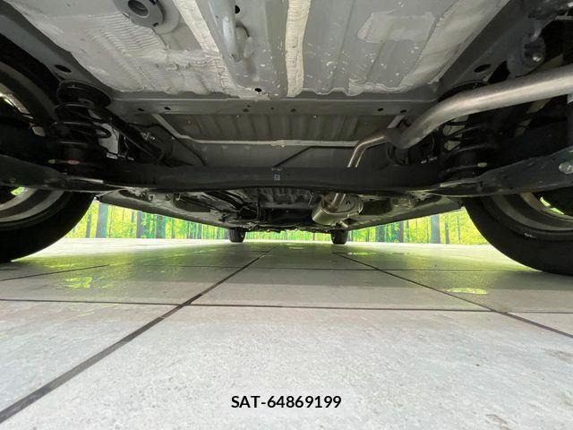 Honda N BOX CUSTOM 2024-03 7618566-18