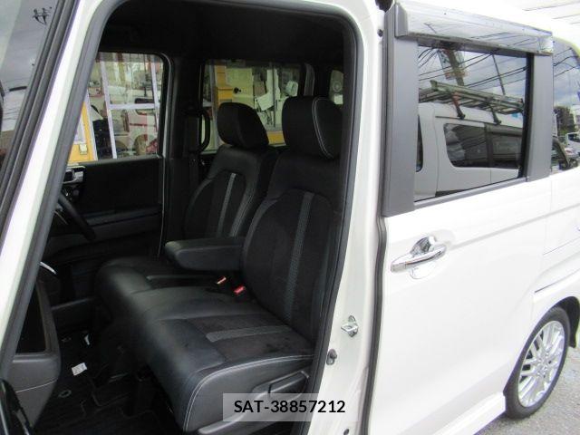 Honda N BOX CUSTOM 2021-01 7618604-13