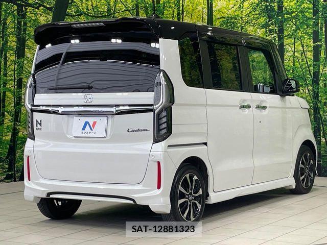 Honda N BOX CUSTOM 2020-04 7618643-16