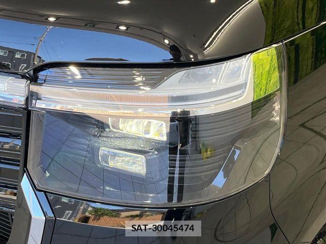 Honda N BOX CUSTOM 2026-06 7618597-11