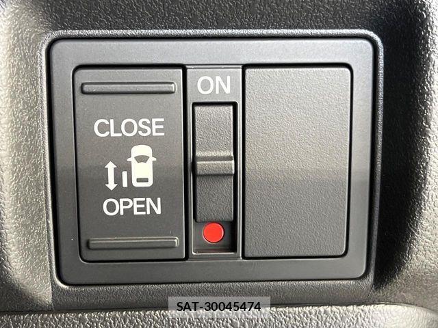 Honda N BOX CUSTOM 2026-06 7618597-4