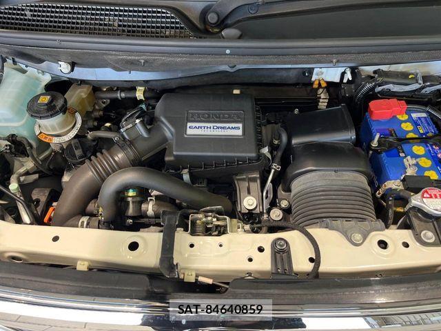 Honda N BOX CUSTOM 2020-02 7618591-17