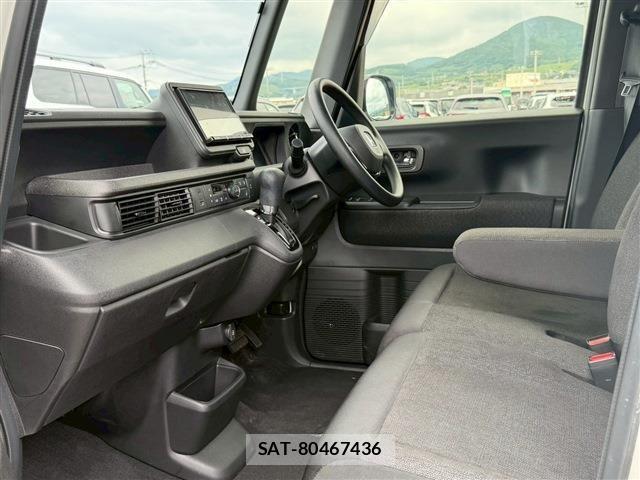 Honda N BOX CUSTOM 2024-02 7618593-11